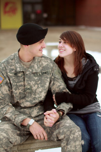 Students discusse difficulties of military relationship