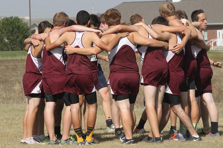Boys+cross+country+take+eighth+on+Oct.+4