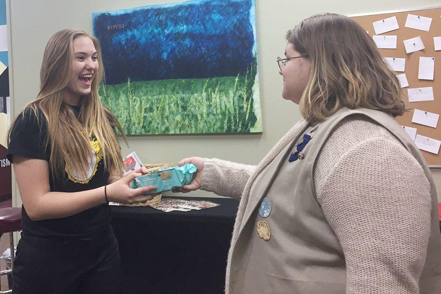 Senior Rachelle Lumpkins continues to sell Girl Scout cookies.