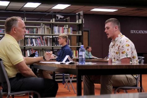 English teachers set up Job Fair for senior students