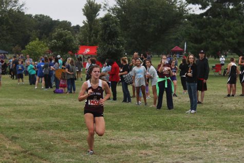 Cross Country tows line at Salina Central meet
