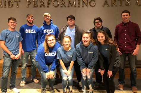 Students attend presentation by Daymond John from ‘Shark Tank’