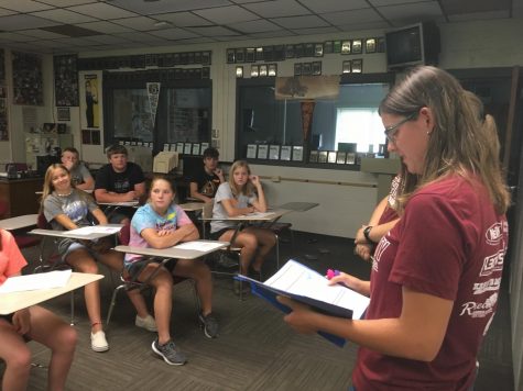 Counselors, Leadership Team members host annual ninth grade, new student orientation