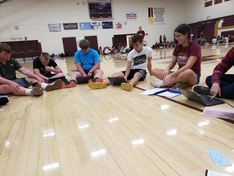 Leadership Team meets for first time with new freshmen
