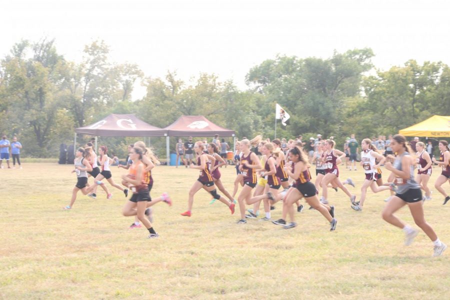 Cross+country+held+an+invitational+meet+on+Sept.+17.+