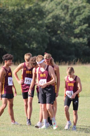 Cross country competes at Salina Central
