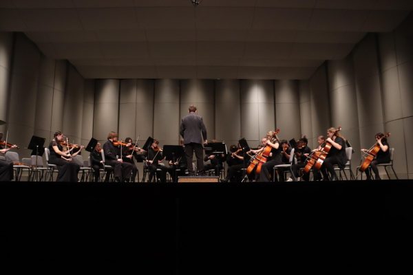 Choir and orchestra hold Fall Charity Concert