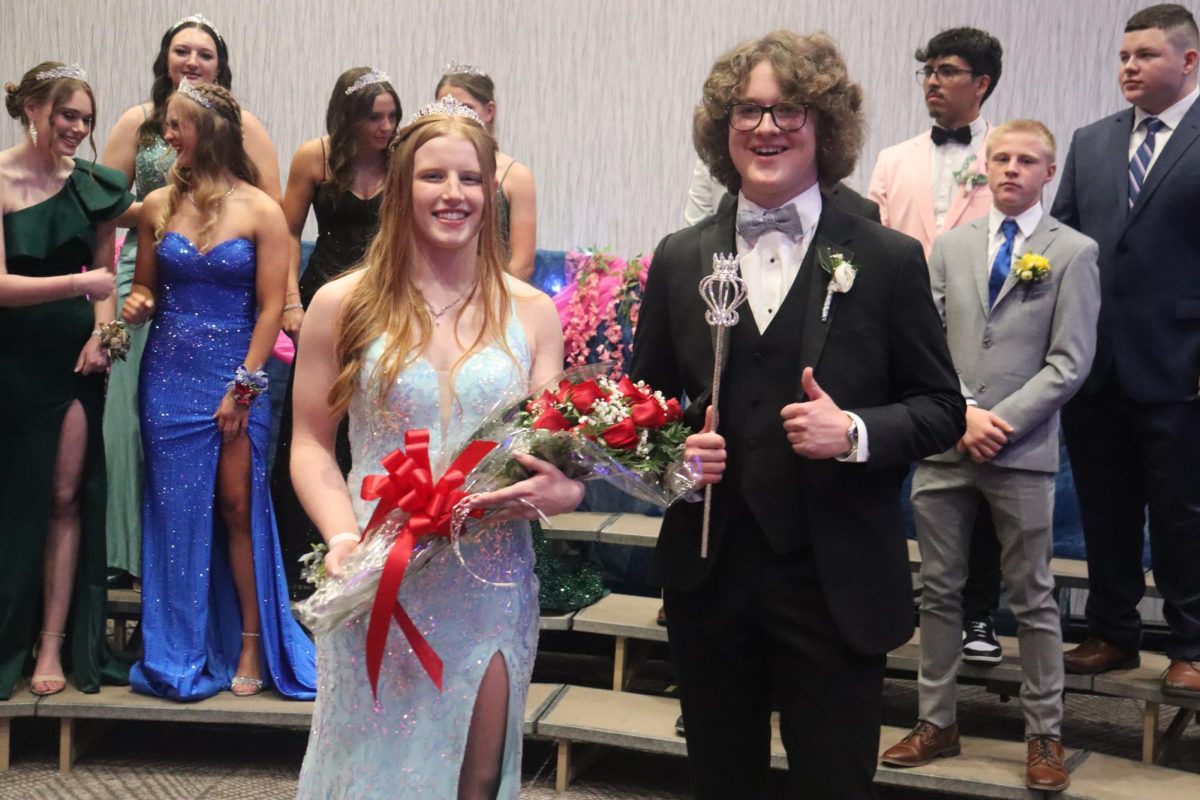 Prom king and queen announced at dance