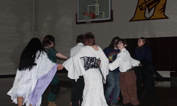 GSA hosts Spring Fling dance