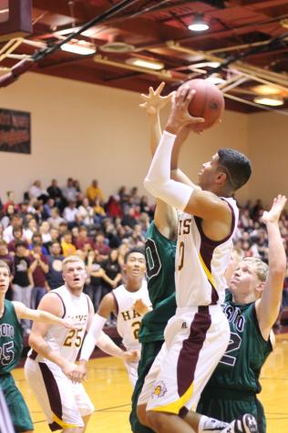 Boys basketball takes second in tourney