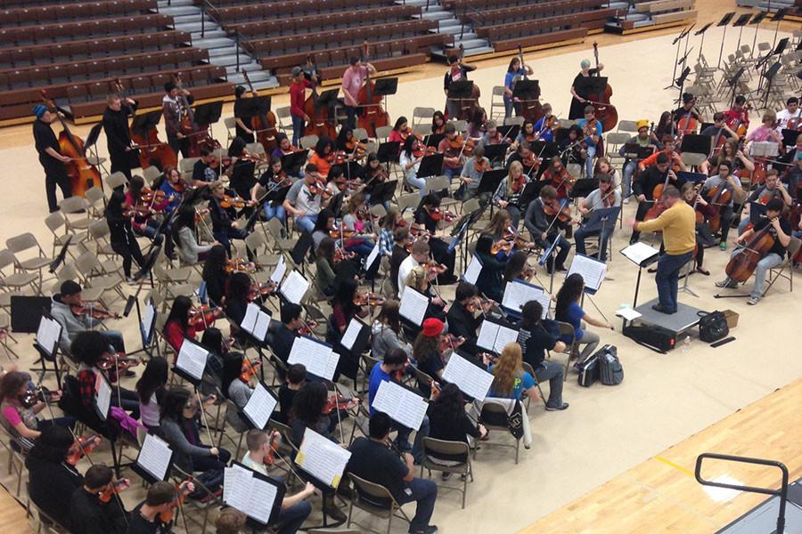 Students+participate+at+Western+Kansas+Orchestra+Festival
