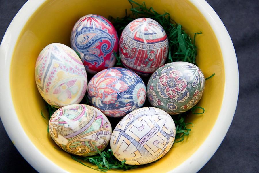 12 creative ways to dye your Easter eggs