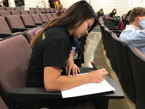 Students use different tactics for studying