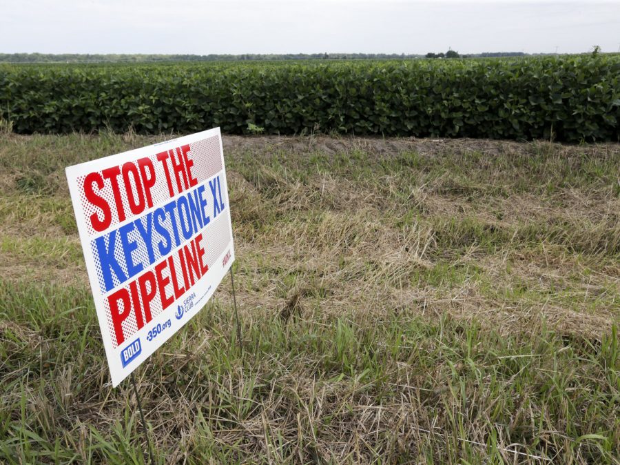 Students voice opinions on Keystone pipeline oil spill