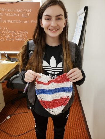 Knitting Club holds organizational meeting during PRIDE Time