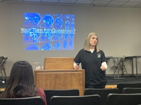 Associate Professor and Radiology Technology Program Director Jennifer Wagner speaks to students during PRIDE Time
