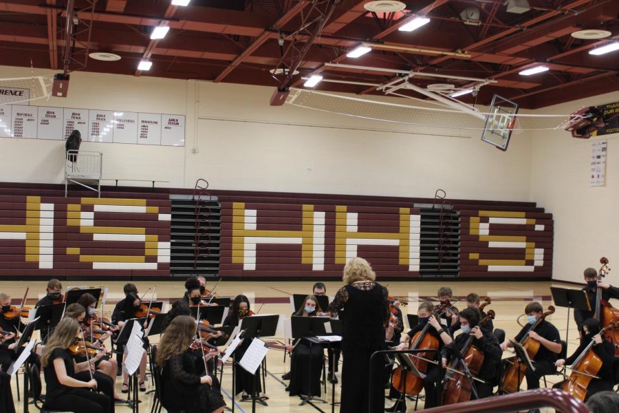Orchestras April 1st, 2021 ice cream concert was held in Gym A.