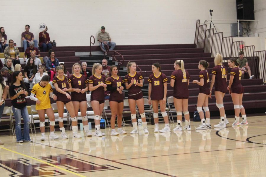 Volleyball finishes 2-2 at Sept. 24 tournament