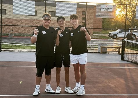 Boys tennis competes in state tournament