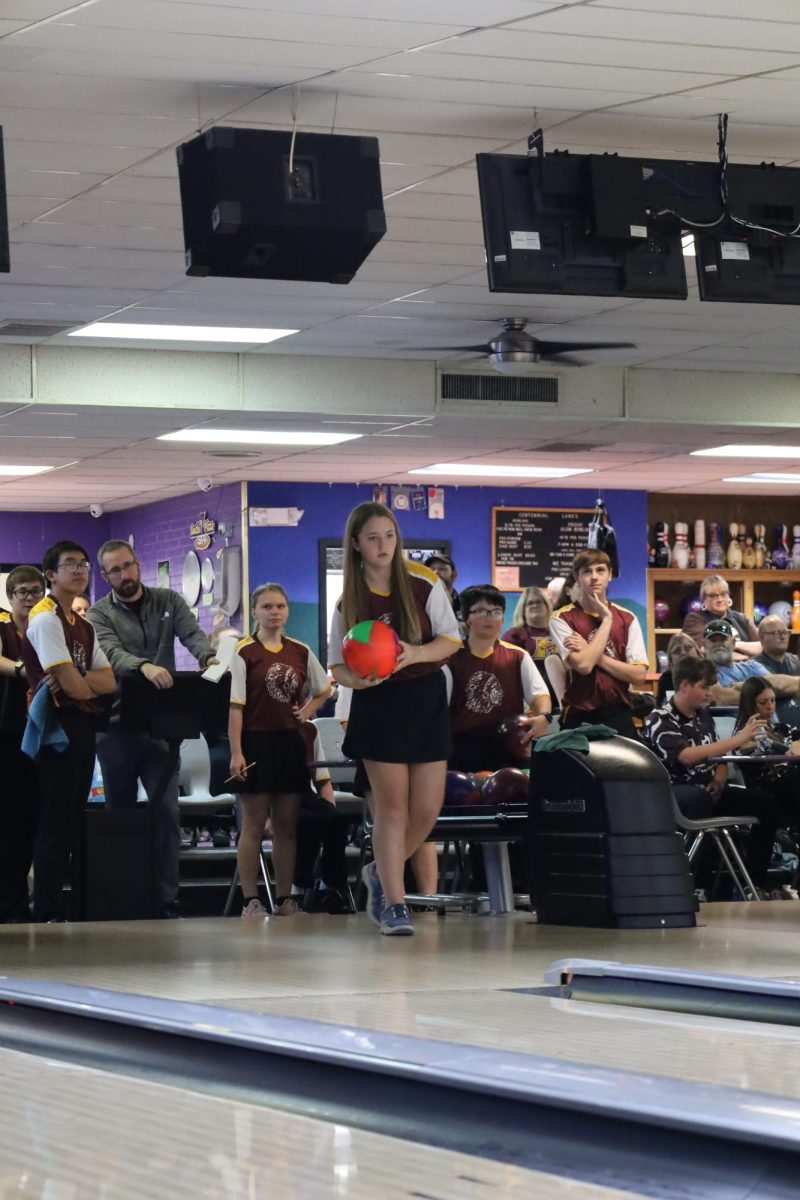Unified+bowling+competes+in+last+meets+of+season