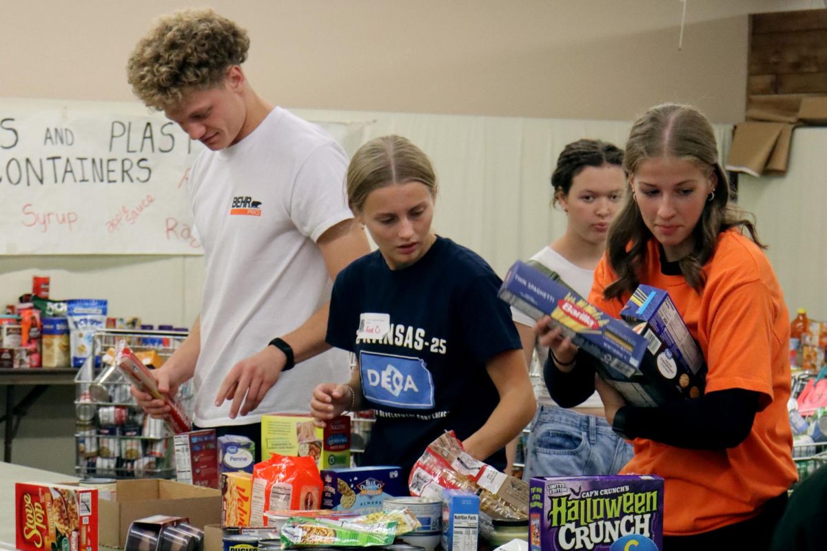 DECA hosts "Treat or Treat So Others Can Eat" event